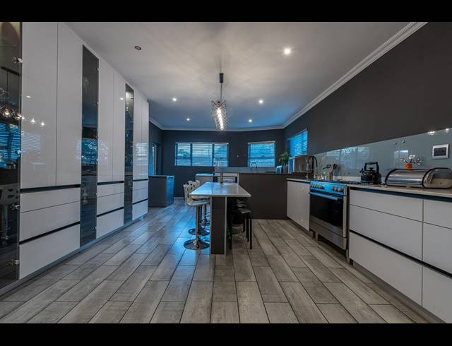 4 BEDROOM HOUSE SOLD IN MULBARTON